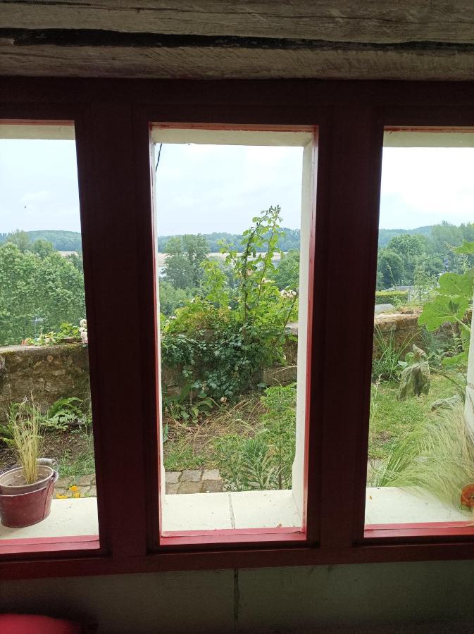 Gite Des Perreyeurs - Maison Troglodyte Avec Vue Sur Loire Montsoreau Extérieur photo